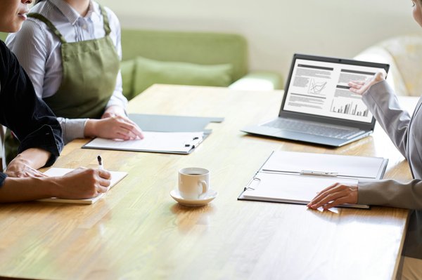 Les meilleures plateformes SEO, alternatives à SEMrush