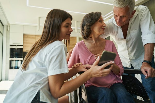 Pourquoi suivre une formation aide à la personne ?